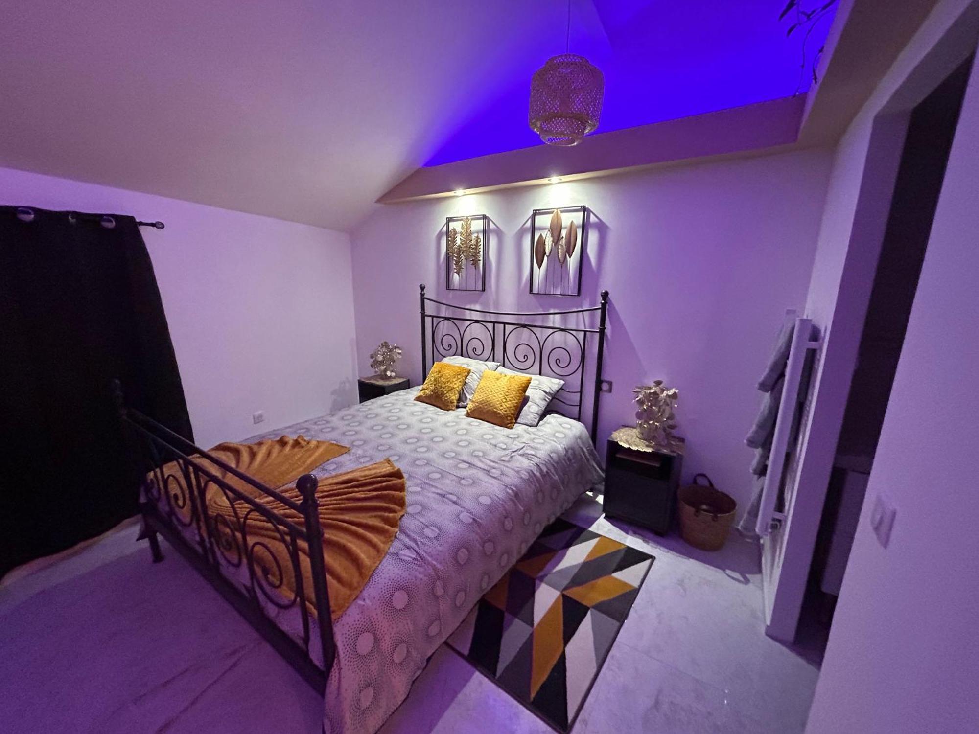 Spa Jacuzzi Moon White Vaudherland Екстериор снимка